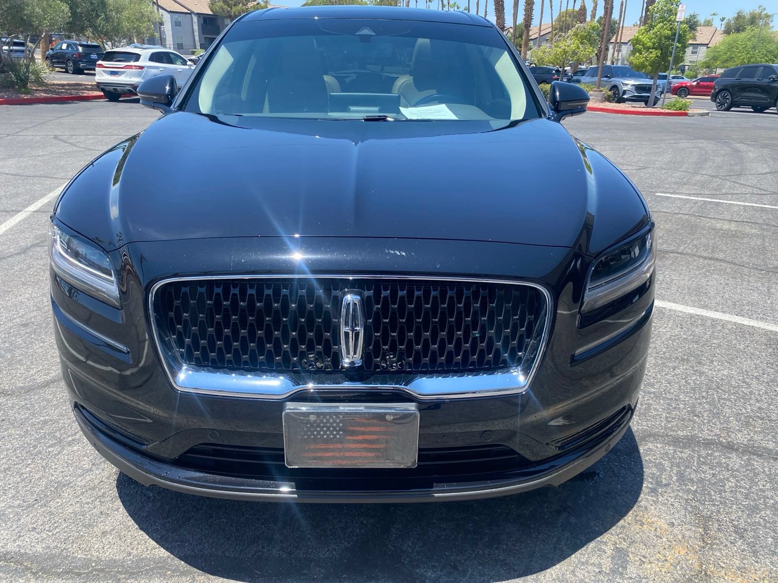 Used 2022 Lincoln Nautilus Reserve AWD/4WD image 2