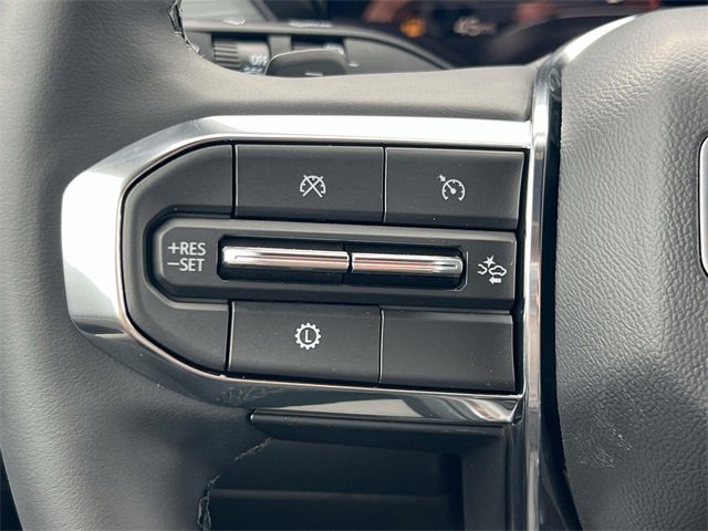 New 2025 GMC Acadia Elevation image 13