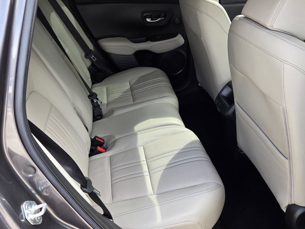 Certified 2025 Honda HR-V EX-L image 15