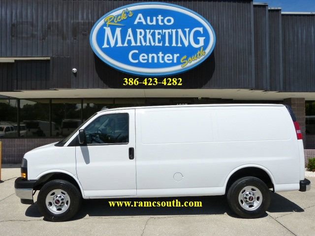 Used 2022 GMC Savana 2500 w/ Driver Convenience Package