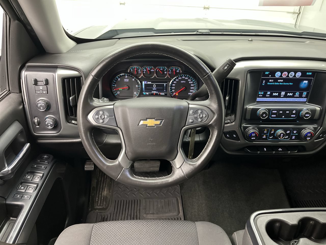 Used 2017 Chevrolet Silverado 1500 LT w/ All Star Edition AWD/4WD image 13