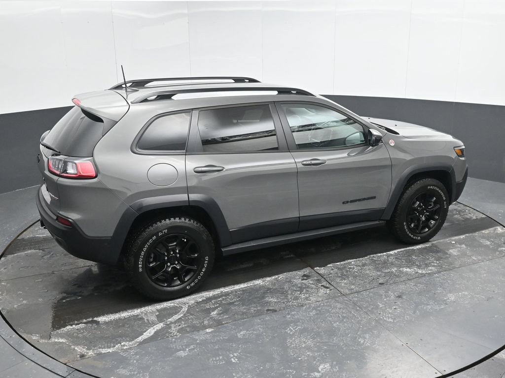 Used 2023 Jeep Cherokee Trailhawk w/ Trailer Tow Group AWD/4WD image 37