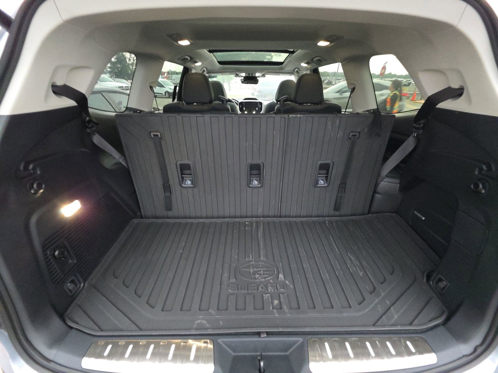 Used 2025 Subaru Ascent Limited AWD/4WD image 19