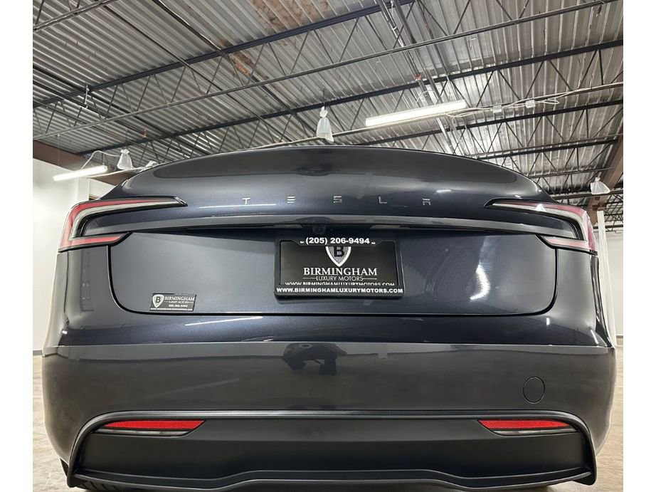 Used 2025 Tesla Model 3 Long Range RWD image 9