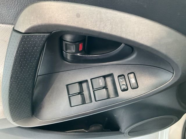 Used 2012 Toyota RAV4 Limited w/ Navigation Value Pkg image 6