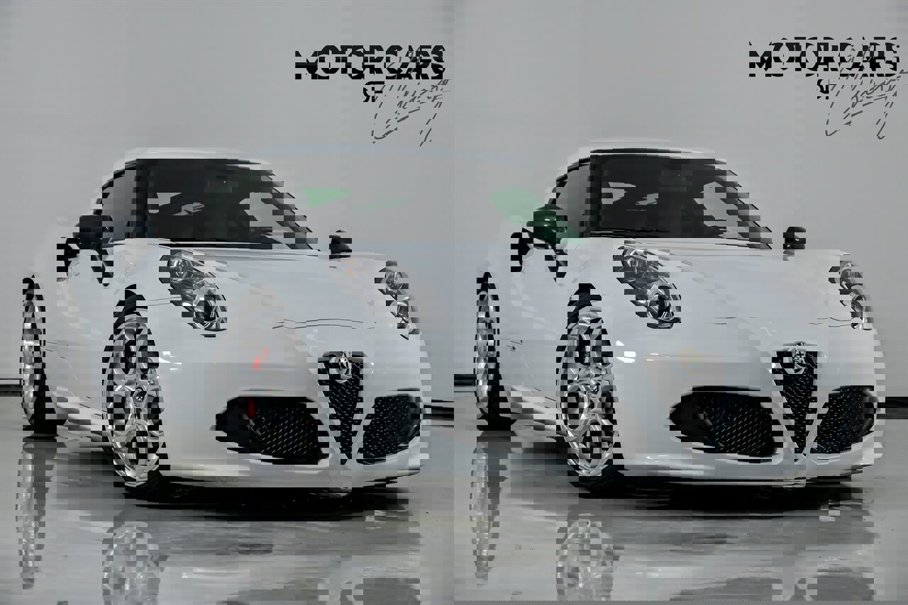 Used 2015 Alfa Romeo 4C Coupe w/ Leather Interior Group video 1