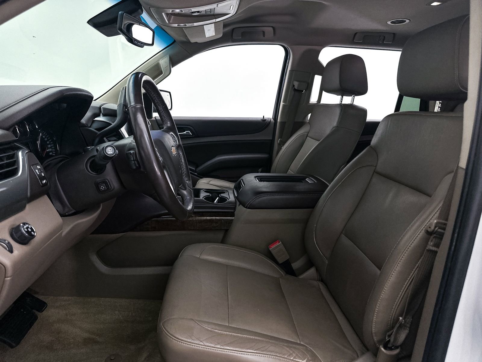 Used 2015 Chevrolet Tahoe LT w/ Luxury Package RWD image 21
