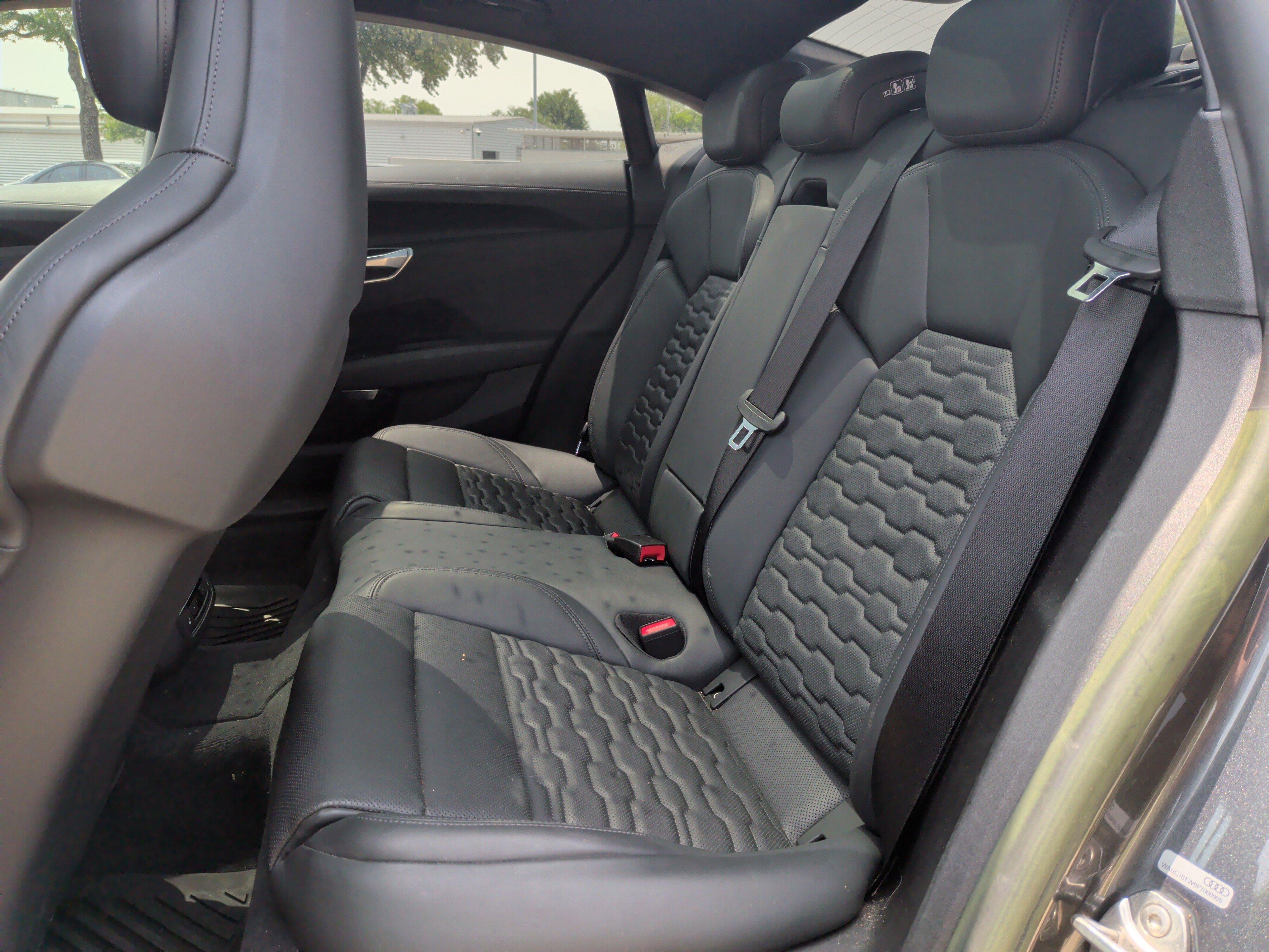 Certified 2023 Audi e-tron GT Premium Plus w/ Performance Package AWD/4WD image 31