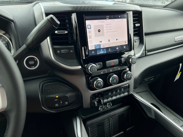 New 2026 RAM 2500 Big Horn AWD/4WD image 21