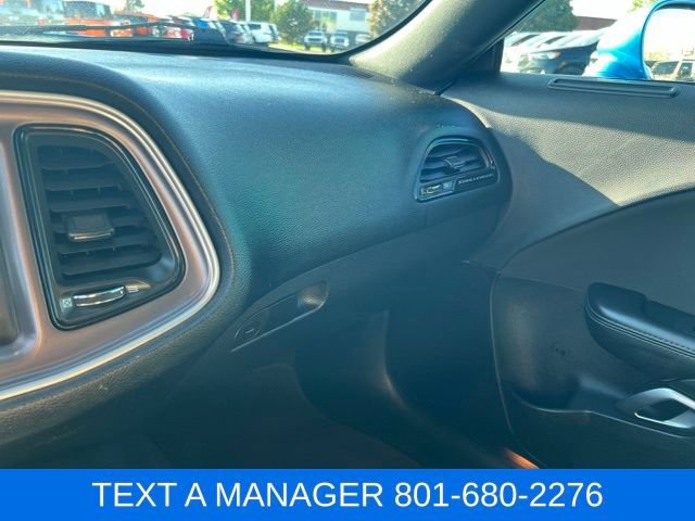 Used 2019 Dodge Challenger SXT w/ Blacktop Package AWD/4WD image 27