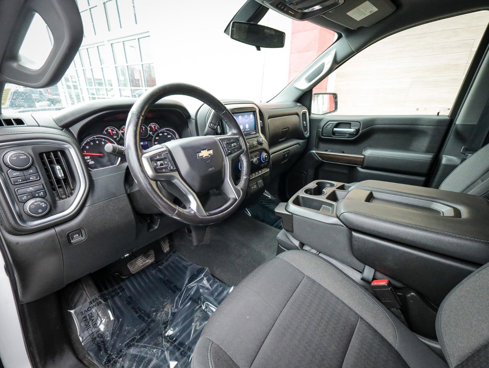 Used 2021 Chevrolet Silverado 1500 LT w/ Bed Protection Package image 12