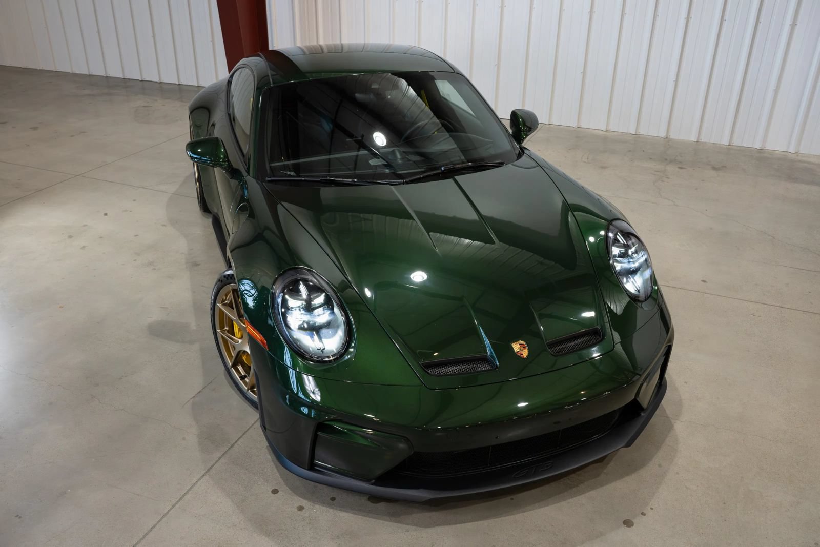 Used 2025 Porsche 911 GT3 RWD image 12