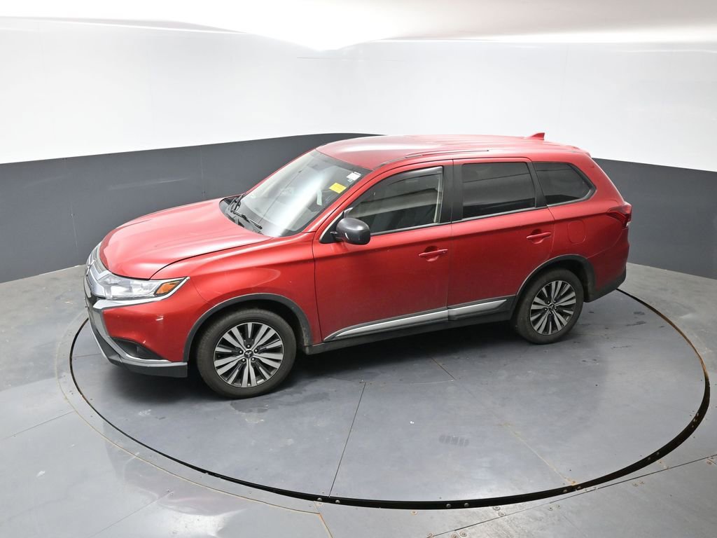 Used 2019 Mitsubishi Outlander ES FWD image 16