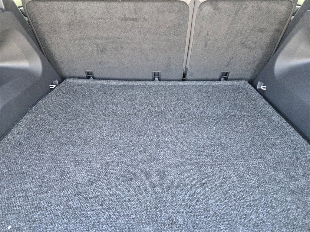 New 2025 Volkswagen Atlas Cross Sport SE image 23