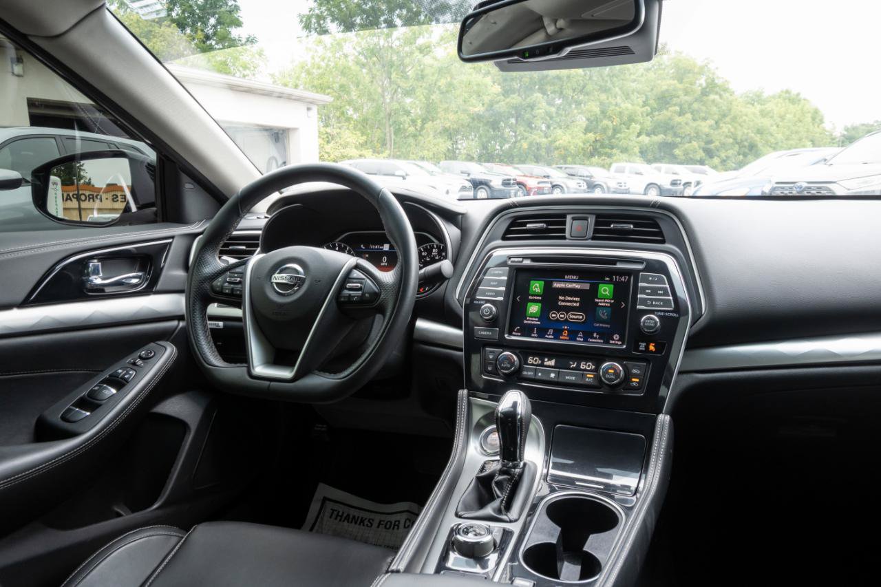 Used 2022 Nissan Maxima SV w/ Floor Mat Group FWD image 21