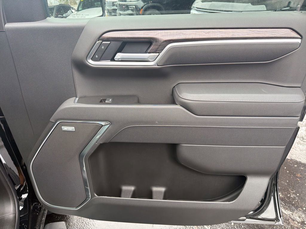 New 2026 Chevrolet Silverado 1500 LTZ w/ LTZ Premium Package image 33