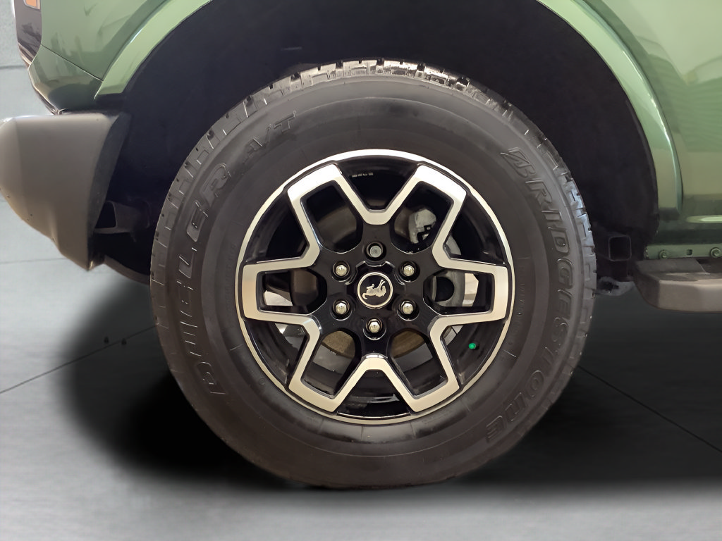 Used 2024 Ford Bronco Outer Banks AWD/4WD image 22