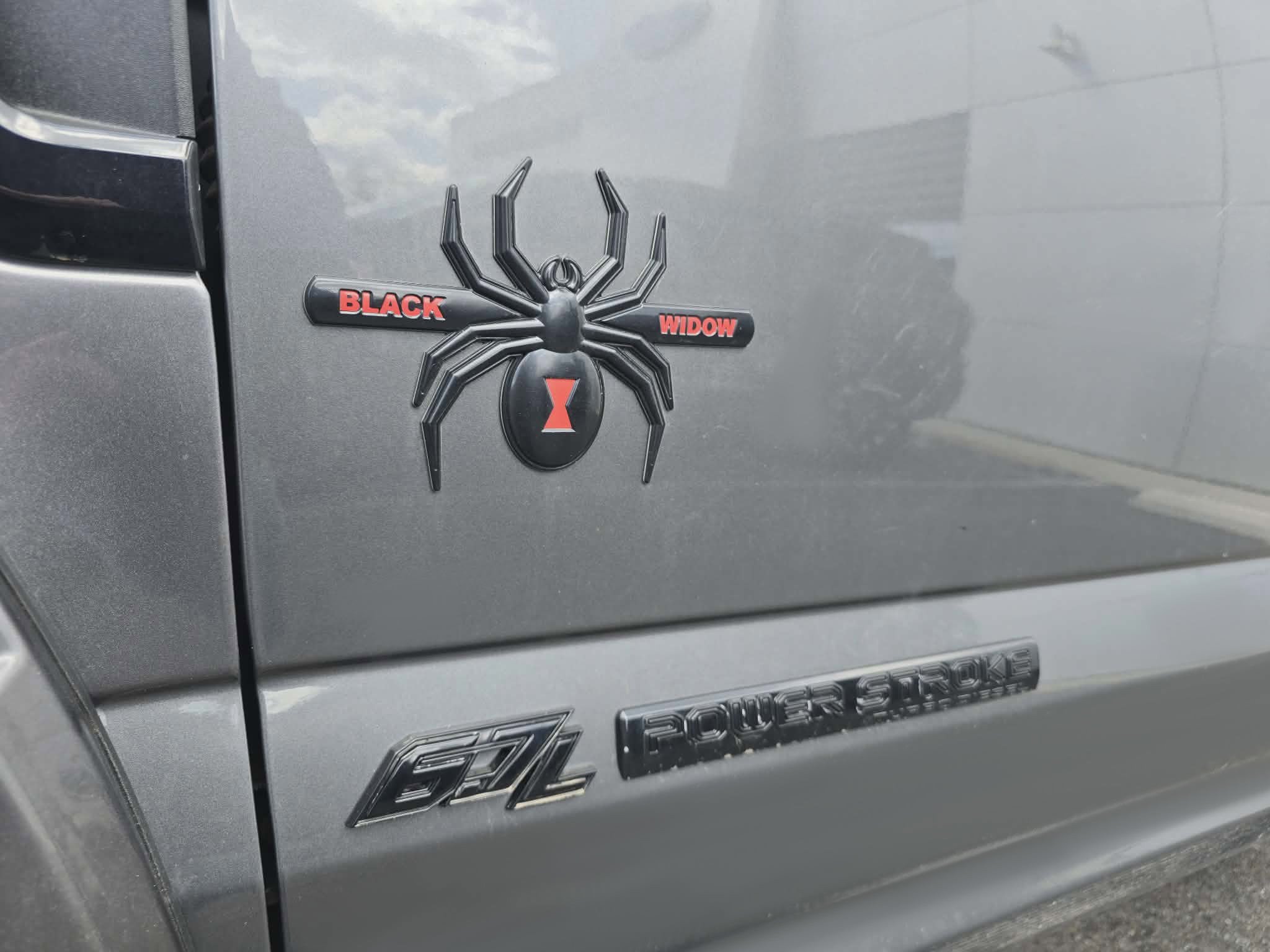 Used 2021 Ford F350 Lariat image 9