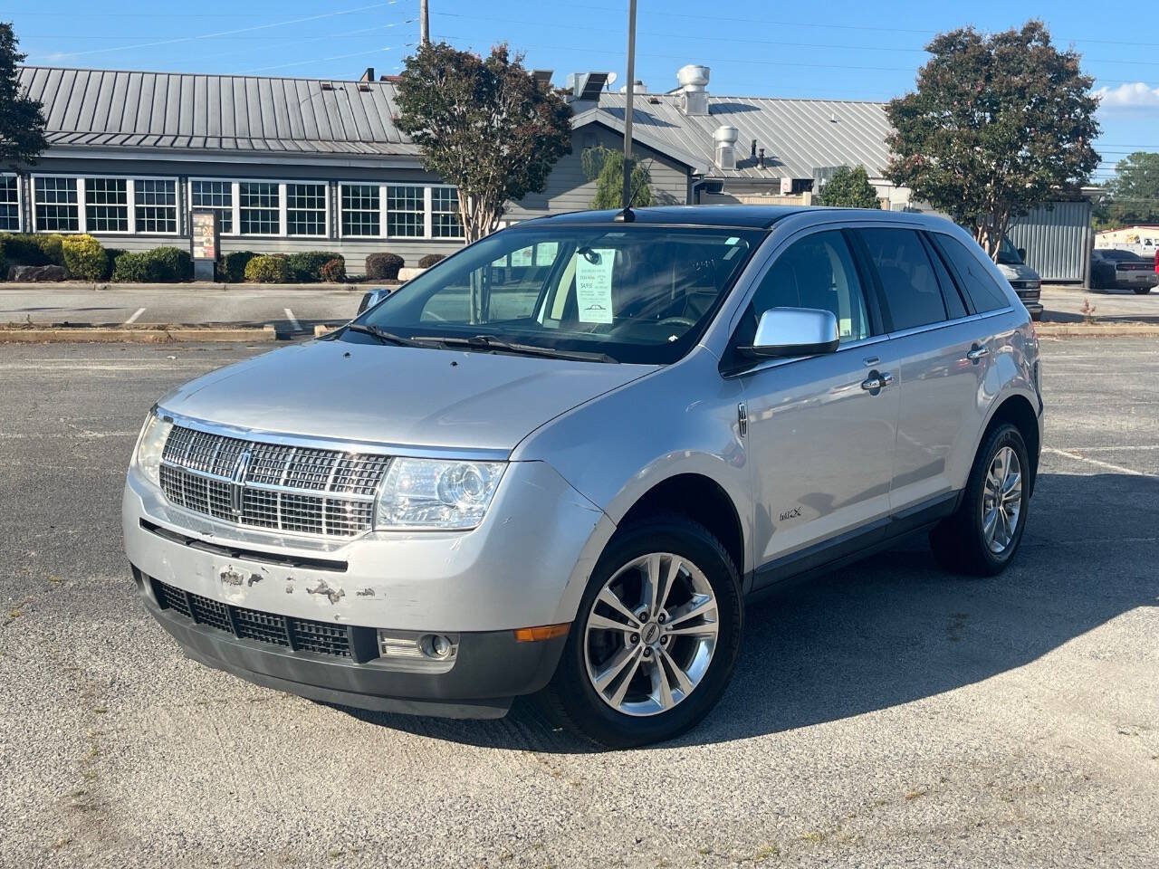Used 2010 Lincoln MKX AWD image 1