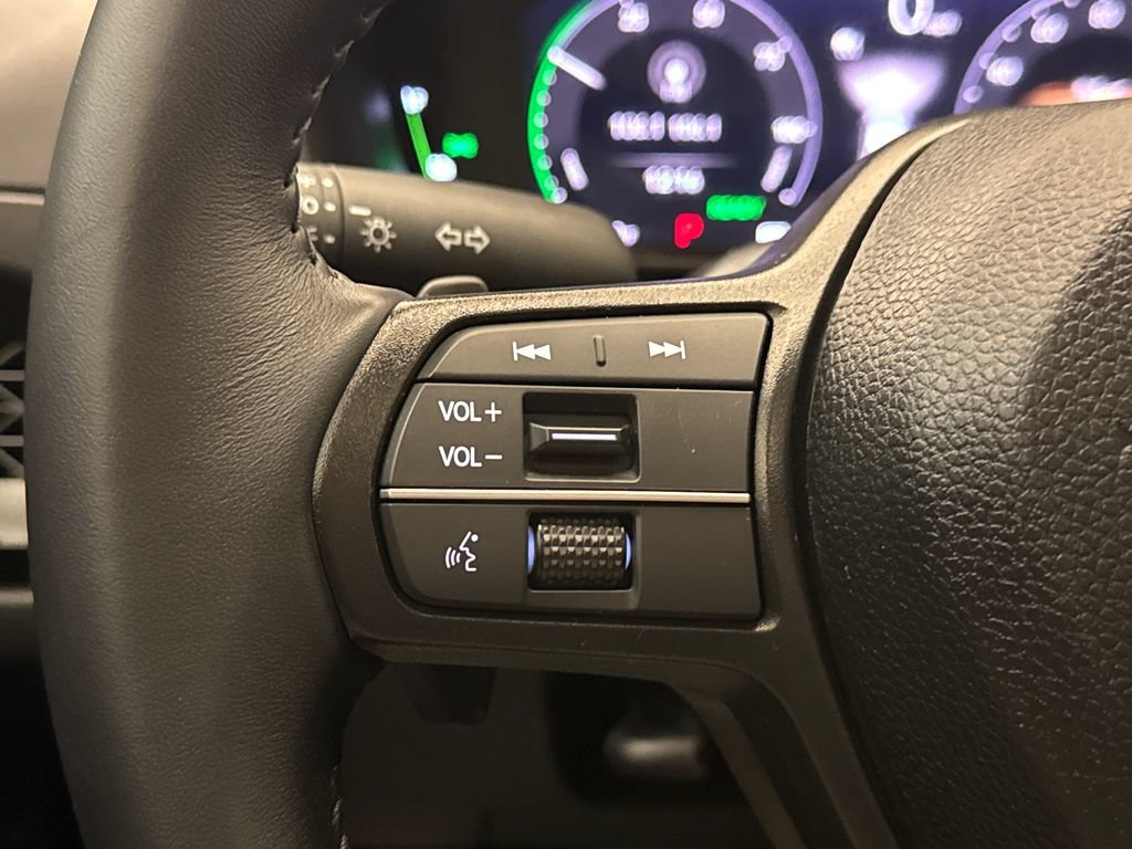 Used 2025 Honda Accord Sport image 27