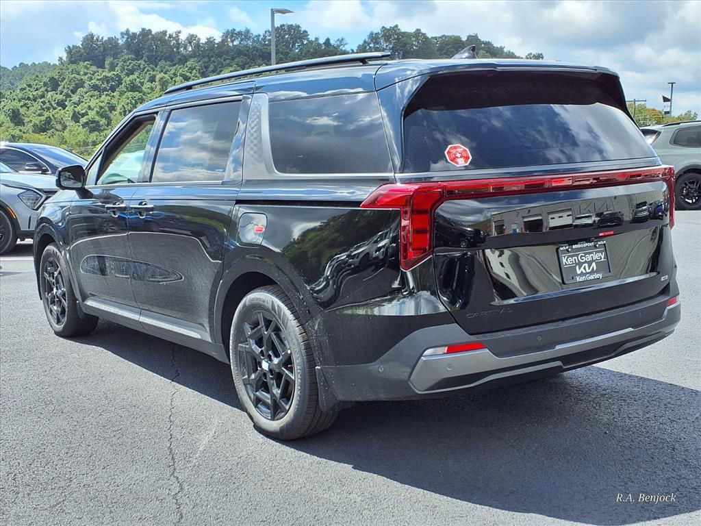 New 2026 Kia Carnival SX w/ SX Dark Edition Package image 4