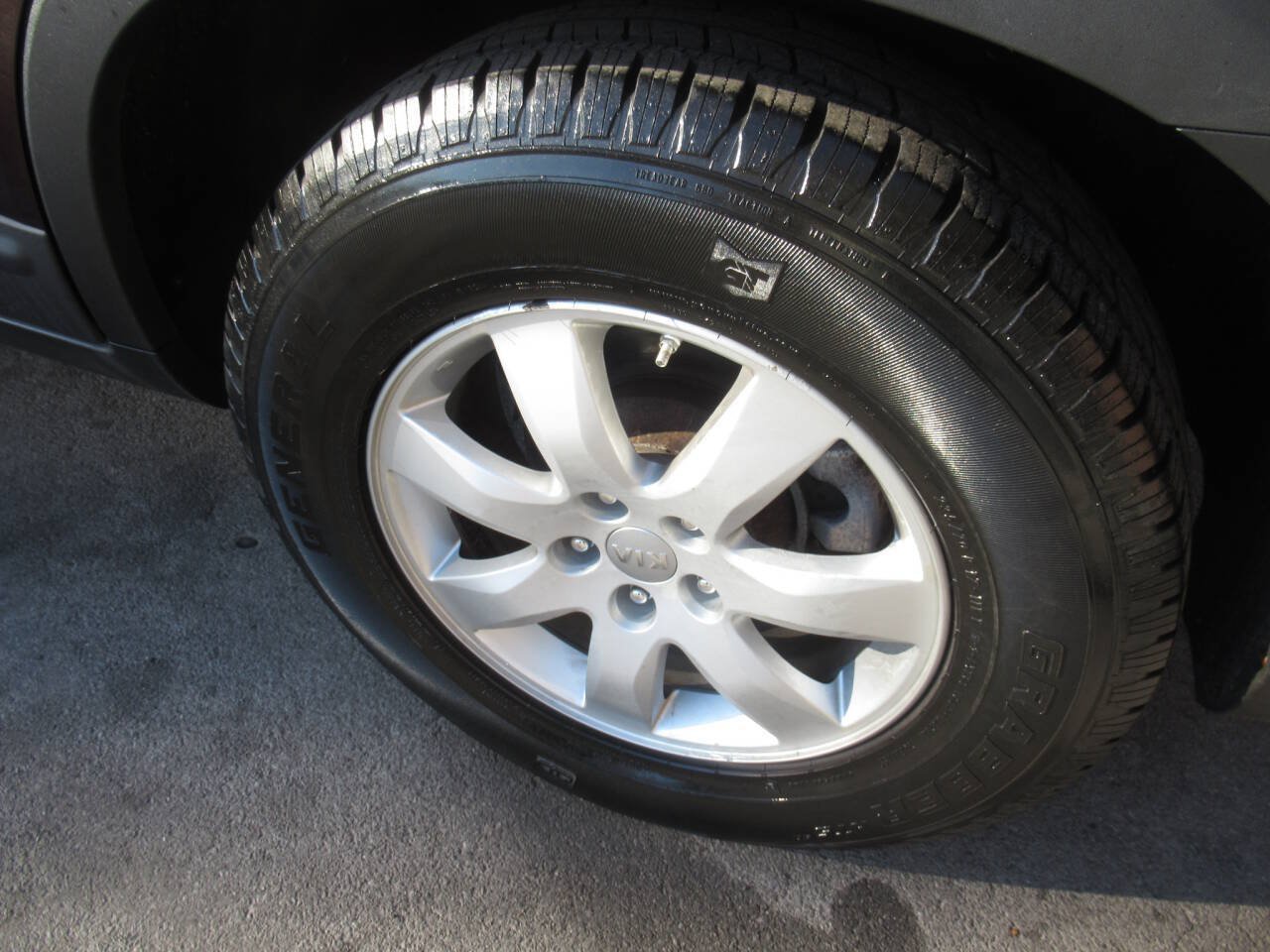 Used 2013 Kia Sorento LX FWD image 12