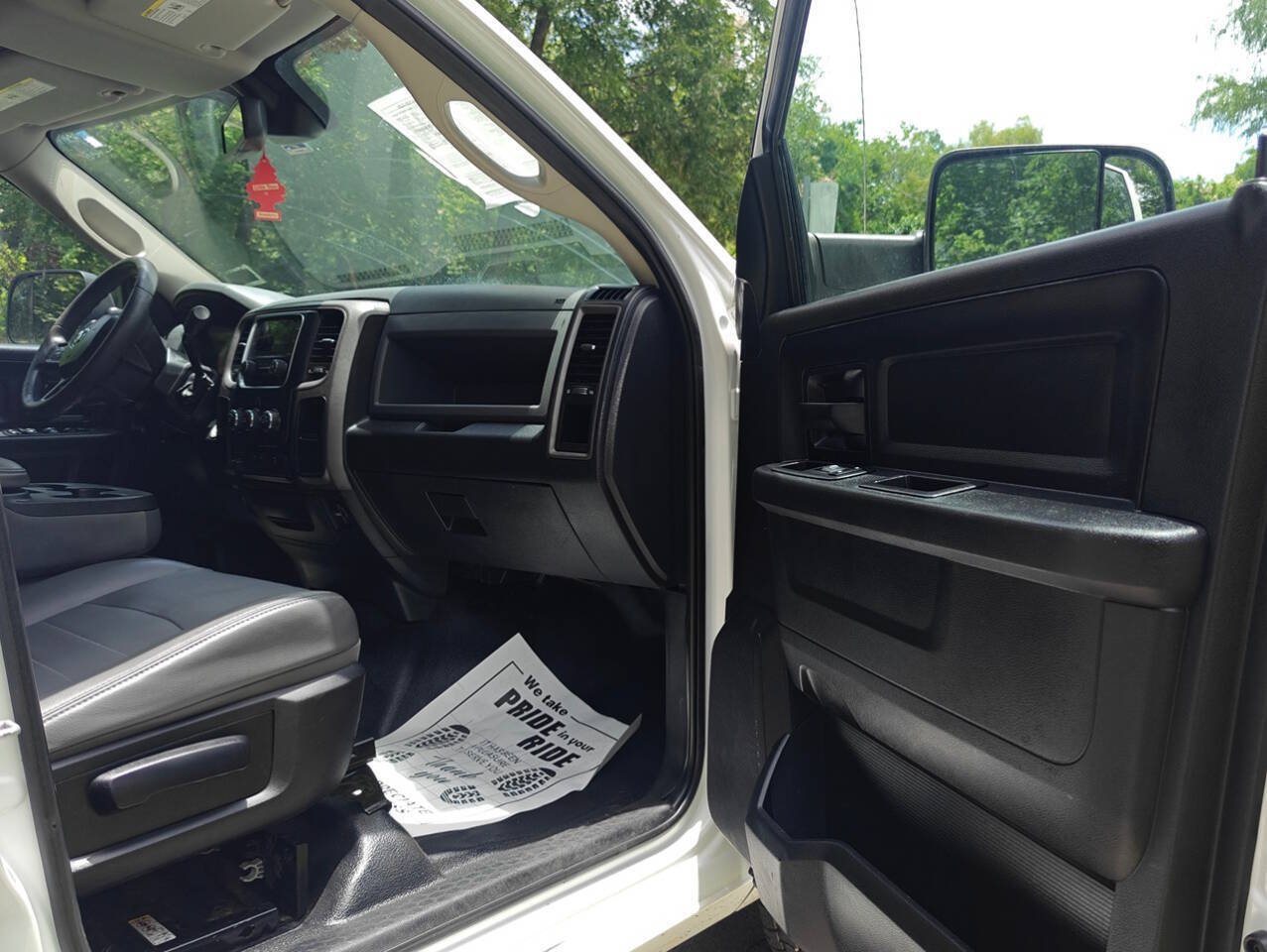 Used 2018 RAM 2500 ST RWD image 16