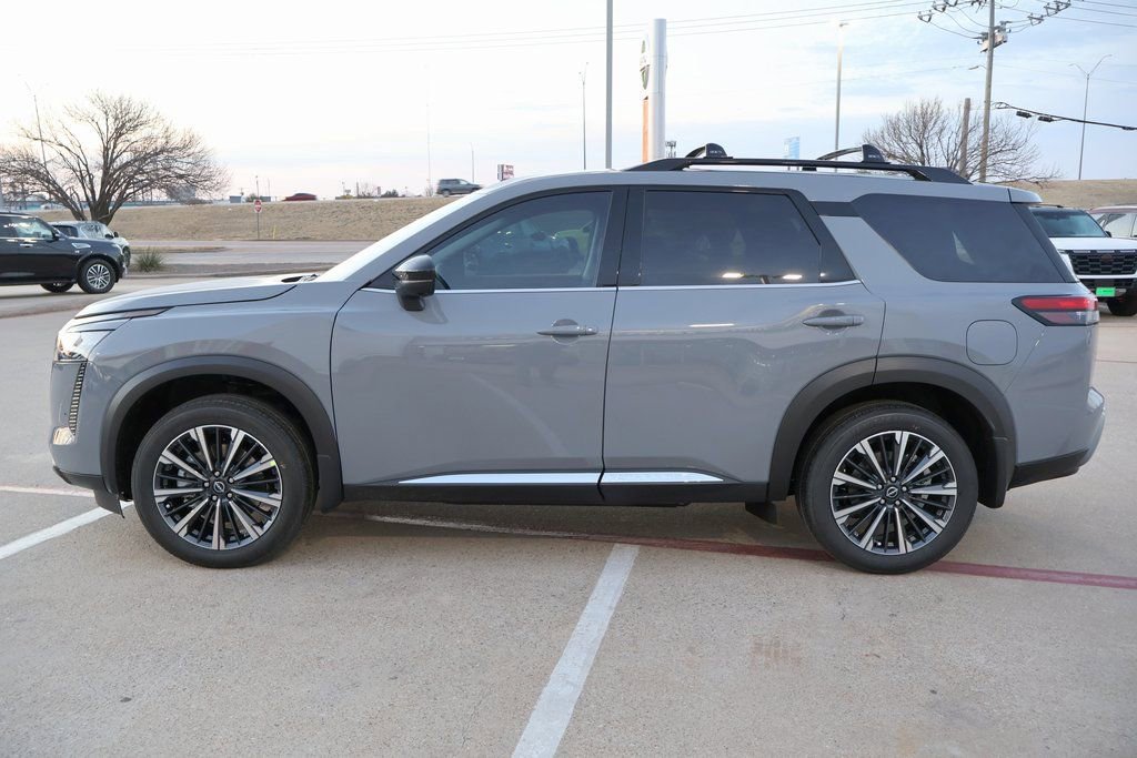 New 2026 Nissan Pathfinder Platinum w/ Cargo Package FWD image 2