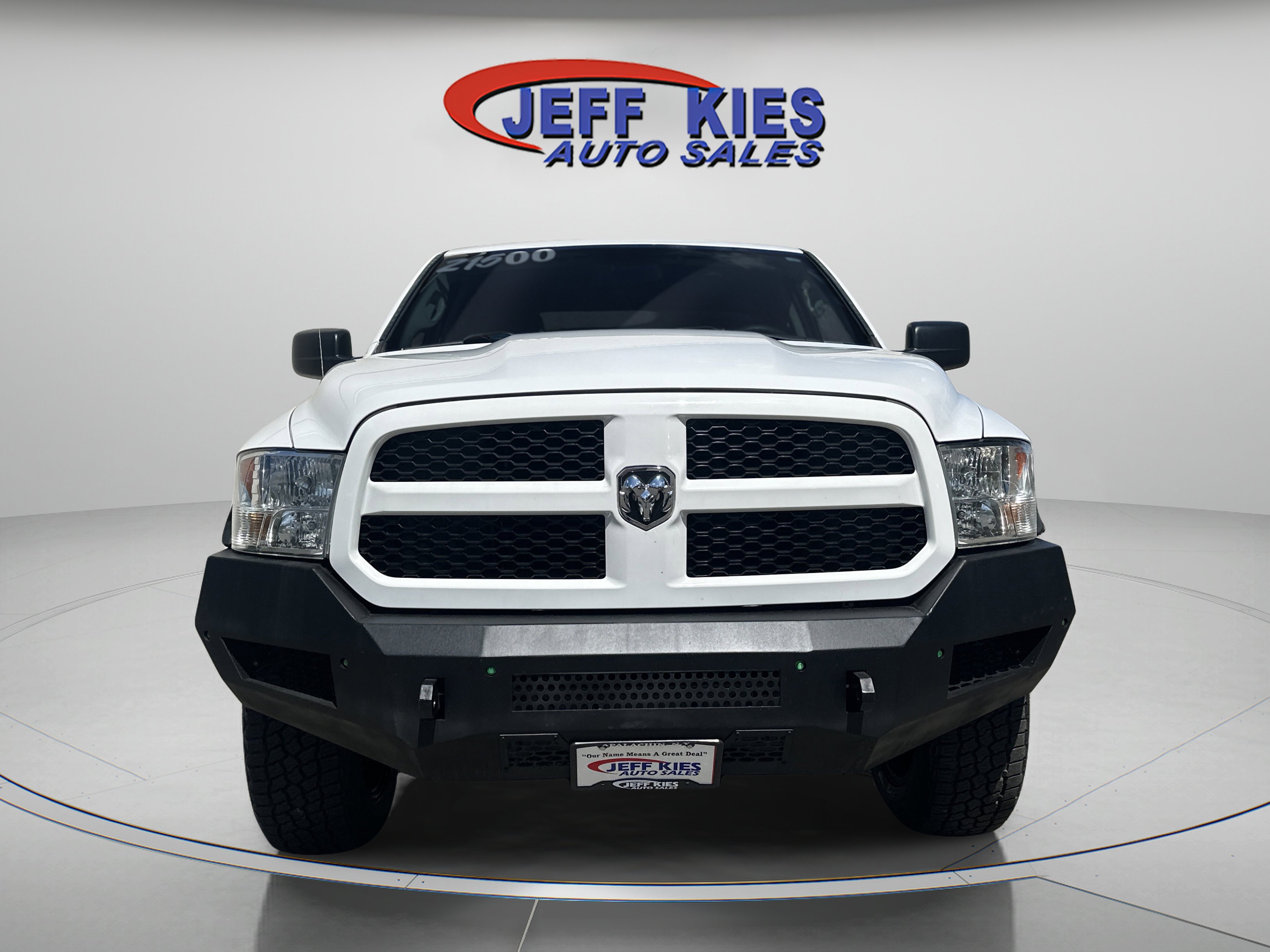 Used 2018 RAM 1500 Express image 3
