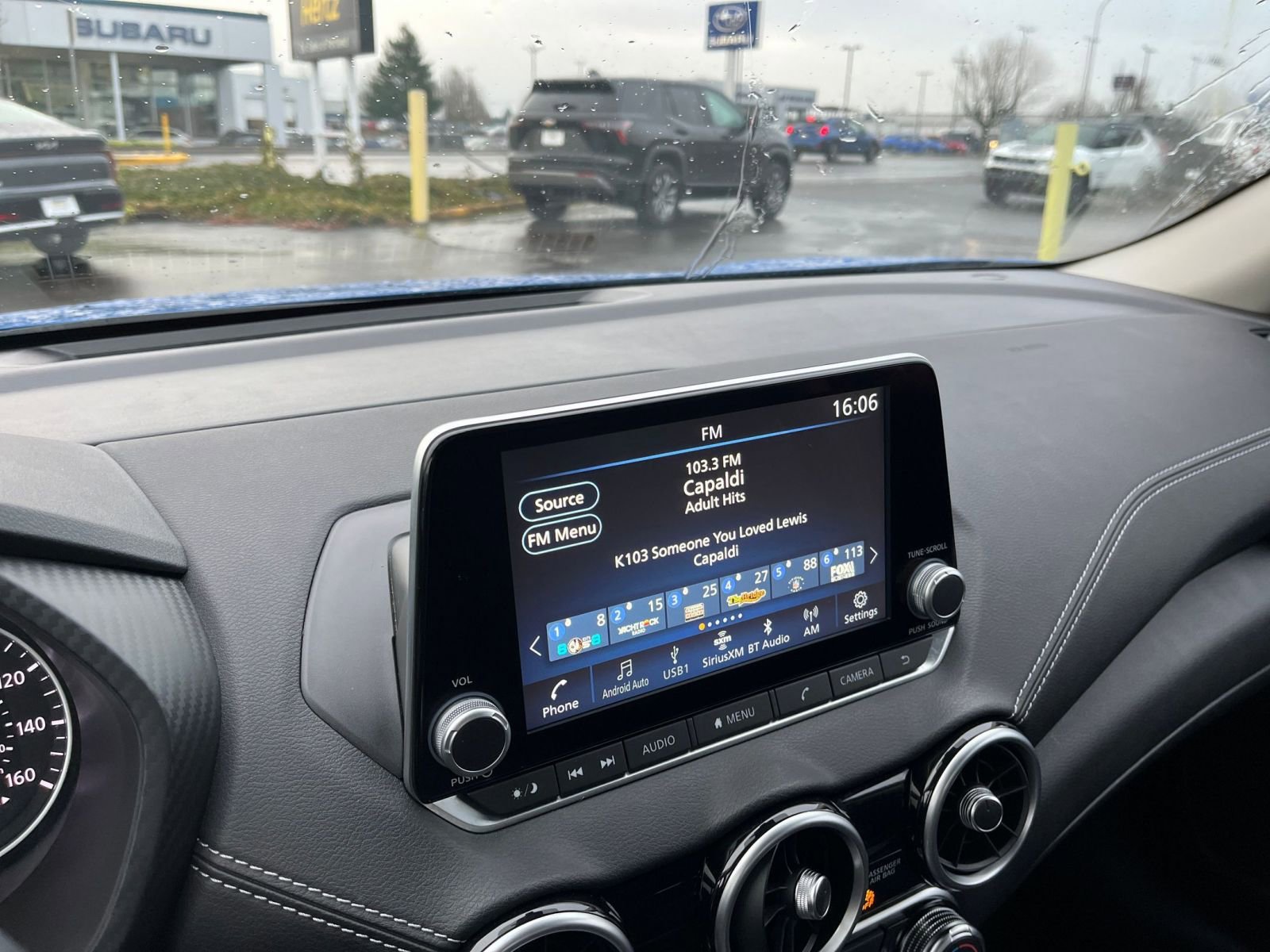 Used 2025 Nissan Sentra SV FWD image 17