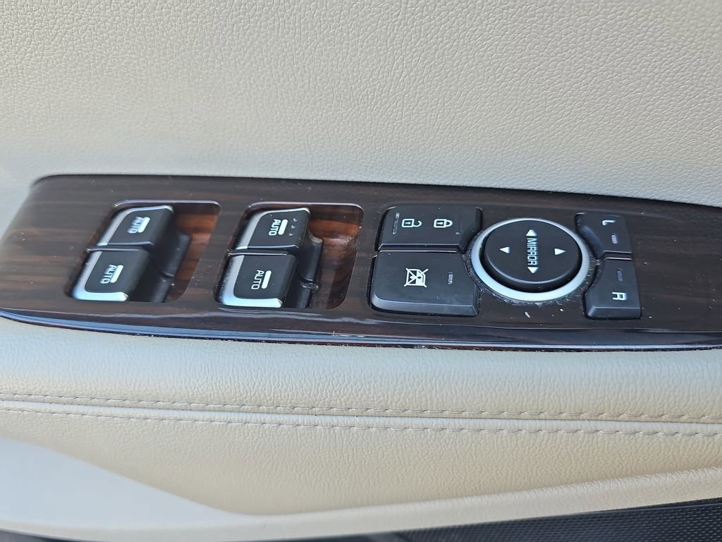 Used 2019 Kia Sorento LX w/ LX Convenience Package image 27