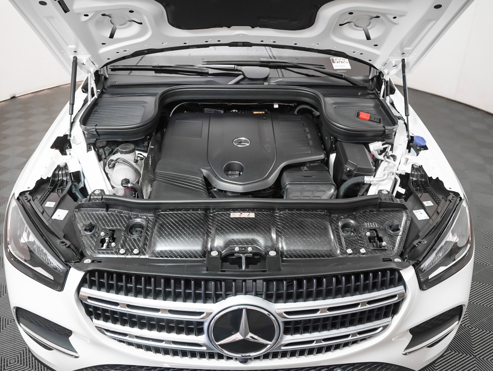 New 2025 Mercedes-Benz GLE 450 4MATIC image 4