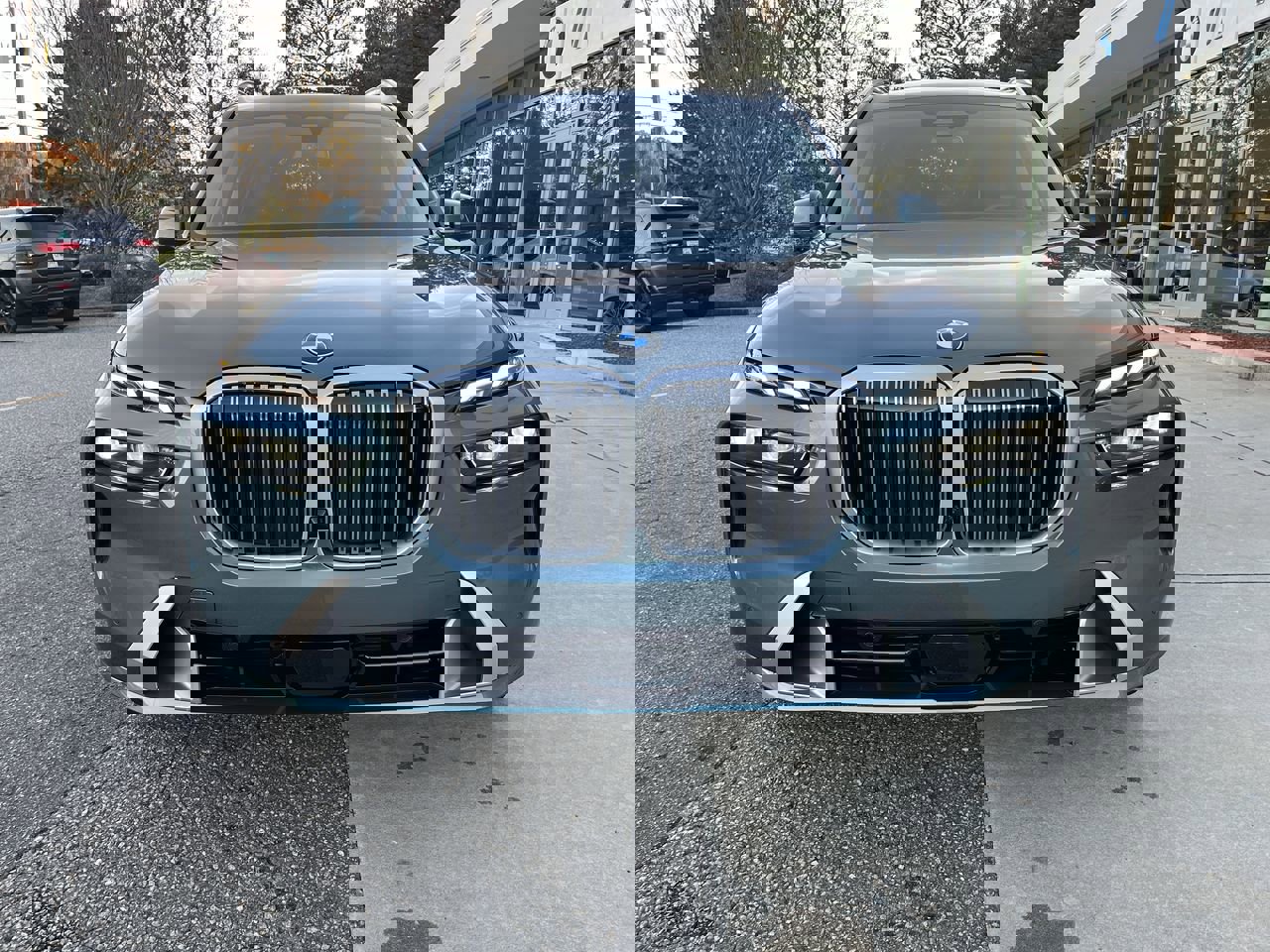 Used 2026 BMW X7 xDrive40i image 10