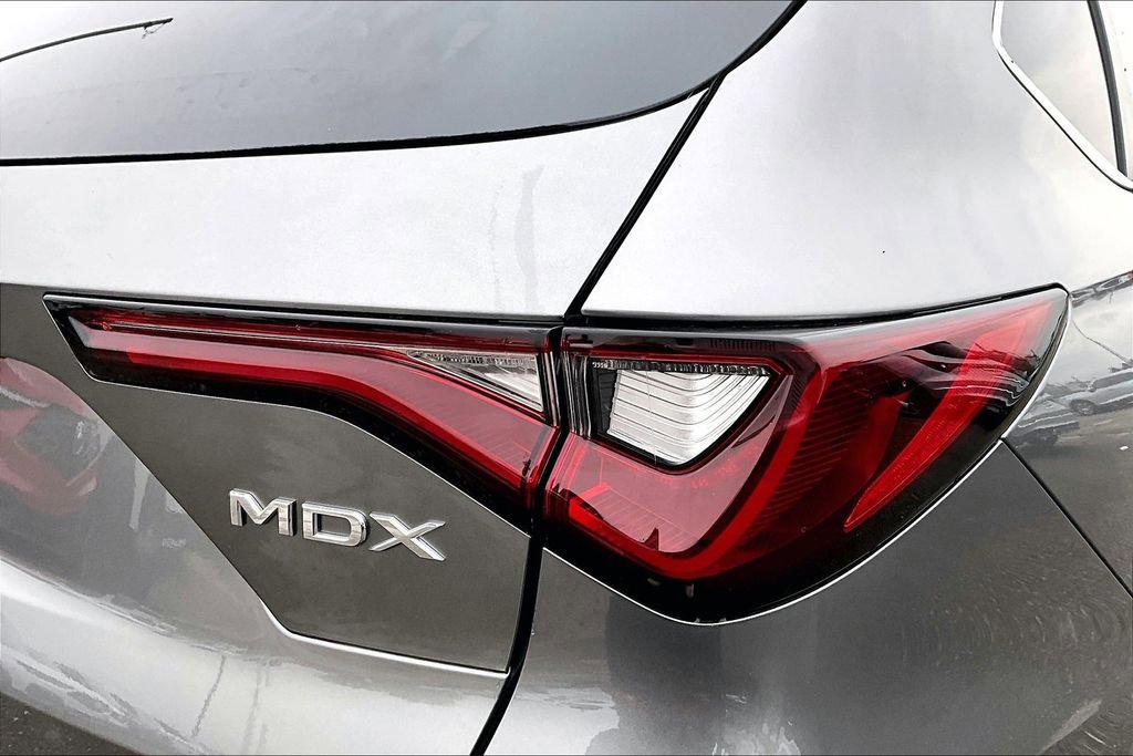 Used 2025 Acura MDX SH-AWD image 42