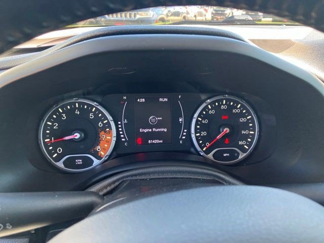 Used 2017 Jeep Renegade Altitude AWD/4WD image 15