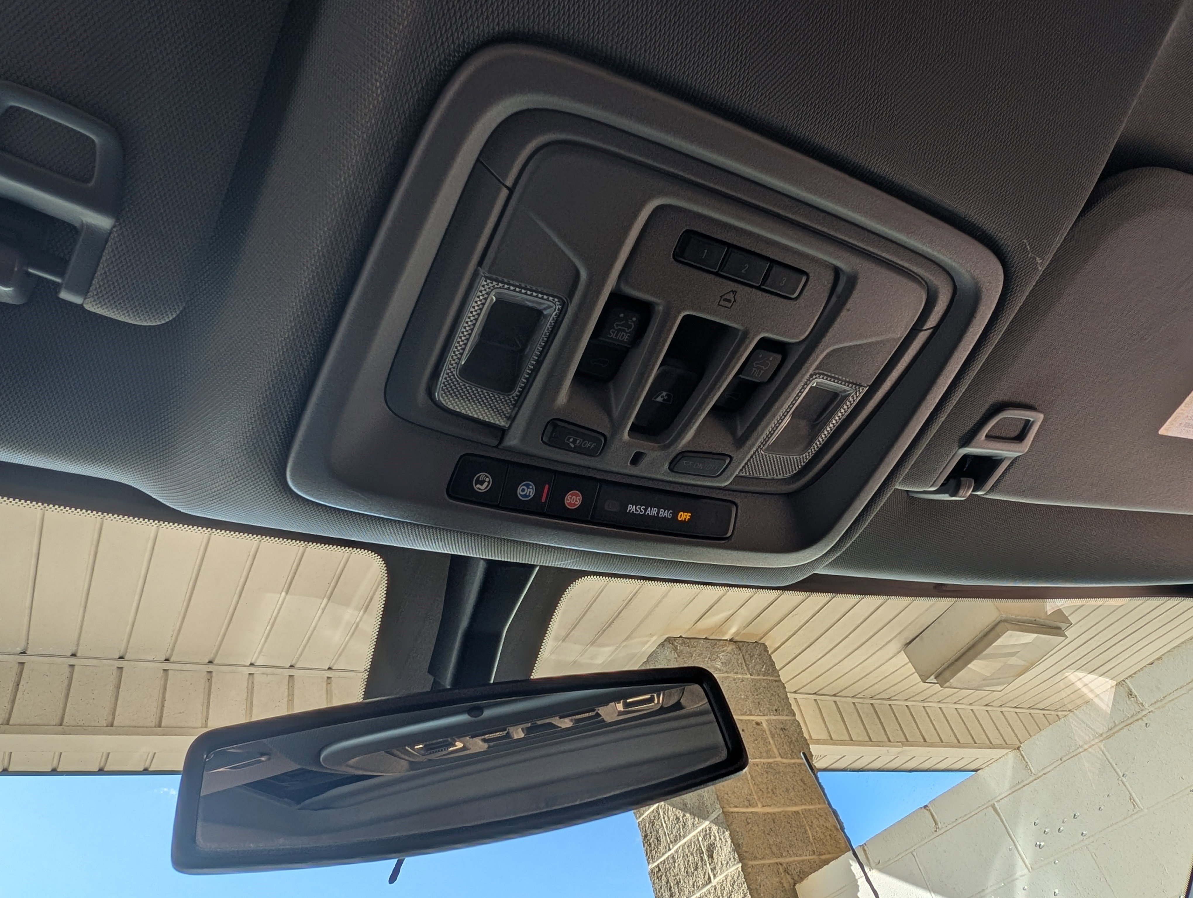 Used 2023 Chevrolet Silverado 2500 LTZ w/ LTZ Convenience Package image 31