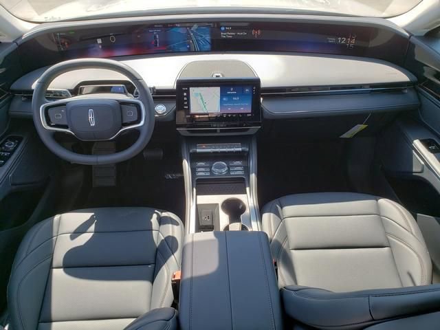 New 2026 Lincoln Nautilus Premier image 16