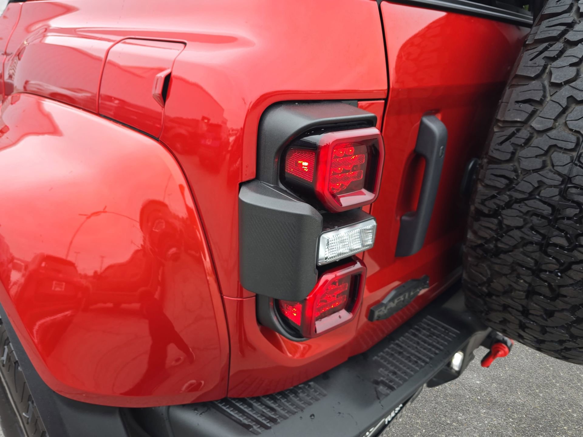 Used 2024 Ford Bronco Raptor AWD/4WD image 31