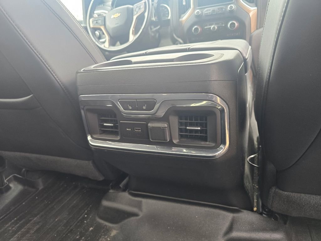 Used 2021 Chevrolet Silverado 3500 High Country image 16