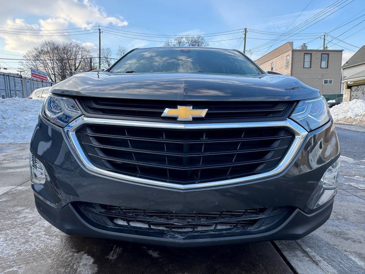 Used 2020 Chevrolet Equinox LT image 2