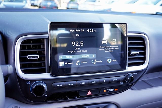 New 2026 Hyundai Venue SEL FWD image 28