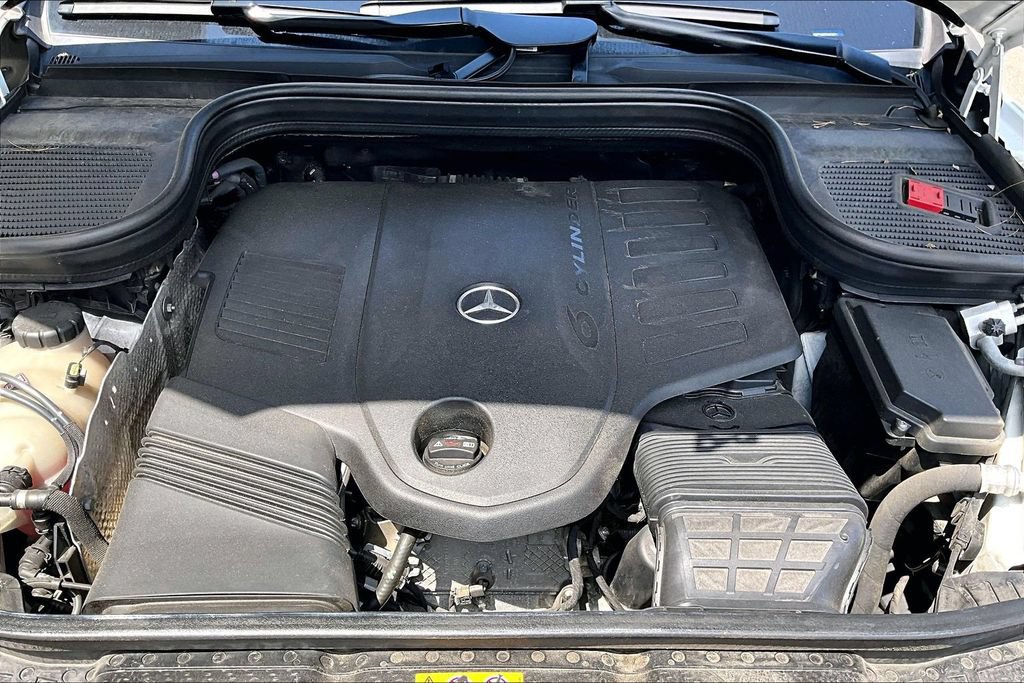 Certified 2023 Mercedes-Benz GLS 450 4MATIC image 9