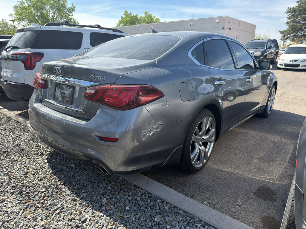Used 2017 INFINITI Q70 3.7 w/ Technology Package image 7