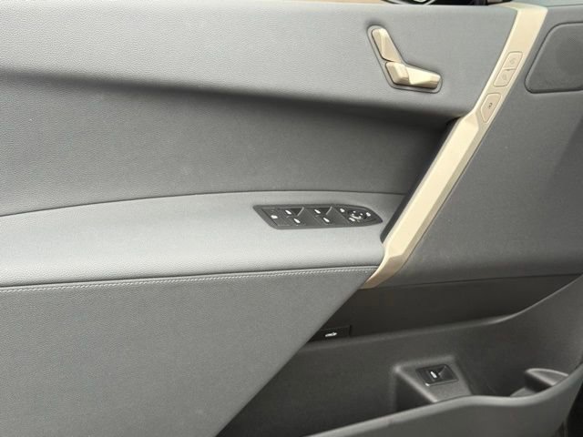 Certified 2023 BMW iX xDrive50 w/ Sport Package image 18