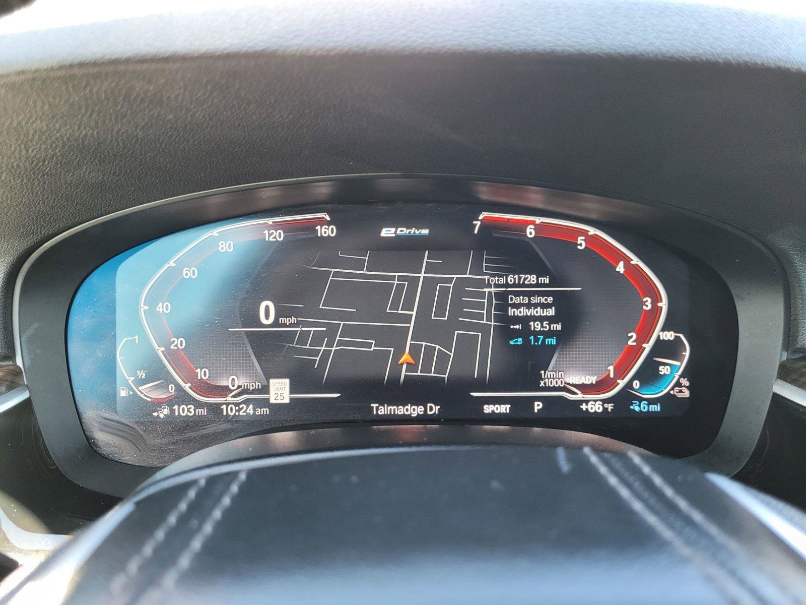 Used 2021 BMW 530e w/ Parking Assistance Package RWD image 31