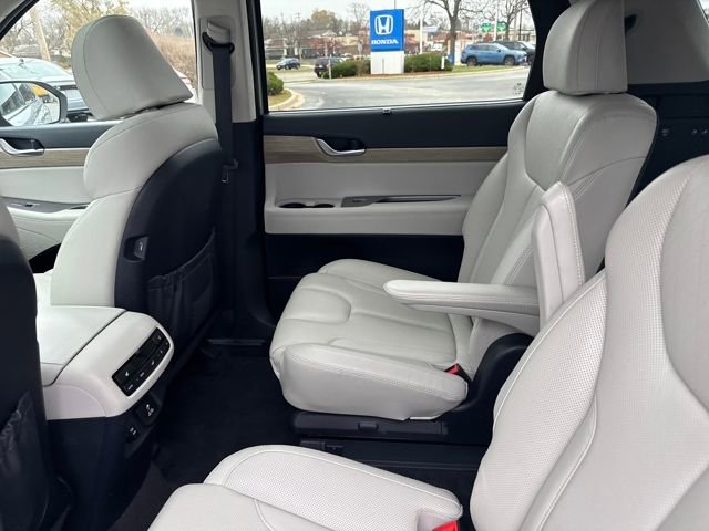 Used 2021 Hyundai Palisade SEL w/ Premium Package image 21