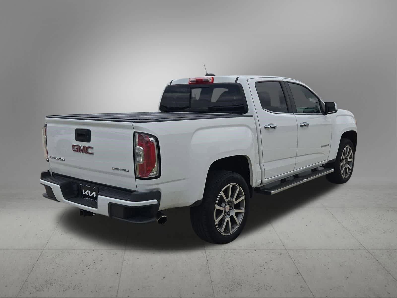 Used 2018 GMC Canyon Denali RWD image 6