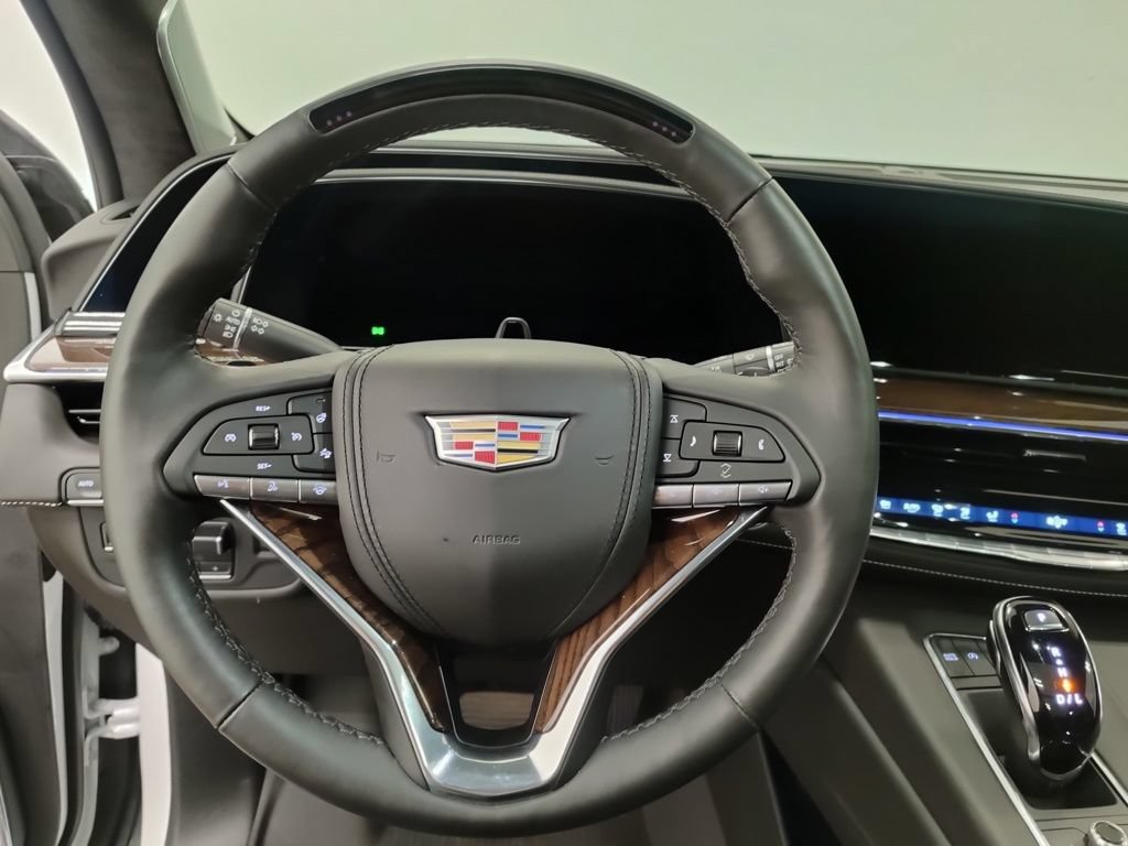 Used 2023 Cadillac Escalade Sport Platinum w/ LPO, ONYX Package AWD/4WD image 15