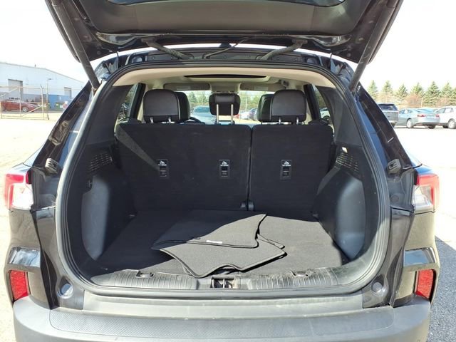 Certified 2020 Ford Escape Titanium image 10