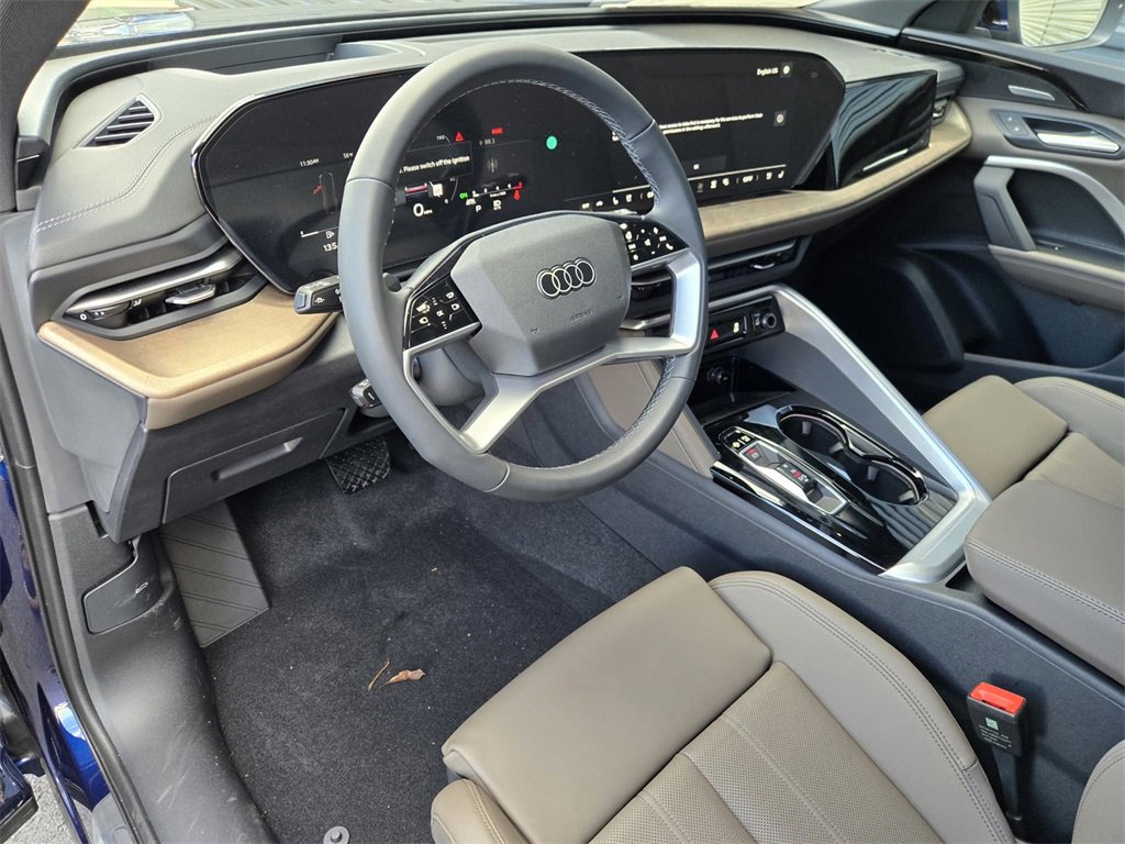 New 2025 Audi Q5 2.0T Premium Plus image 19